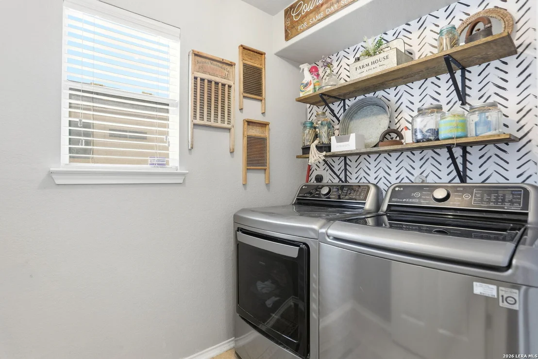 Photo of 733 Clearbrook