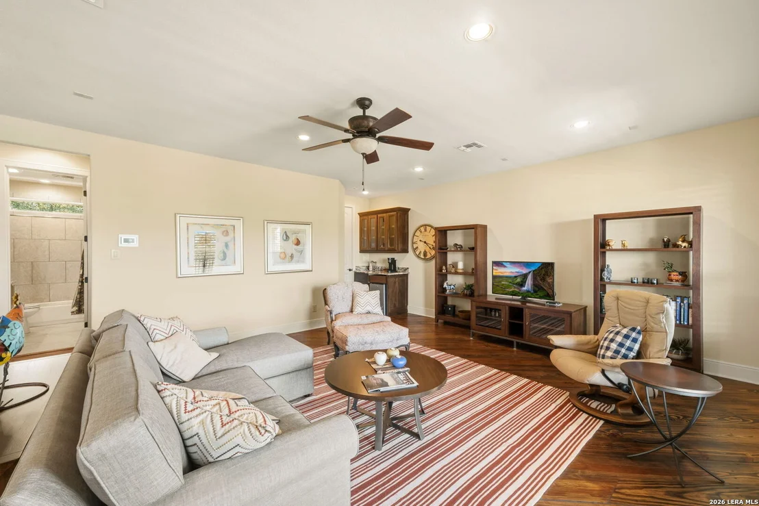 Photo of 315 Candelaria