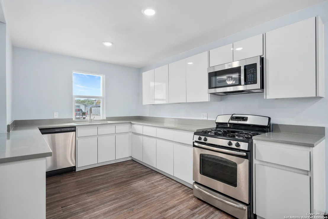 Photo of 1110 Stratton