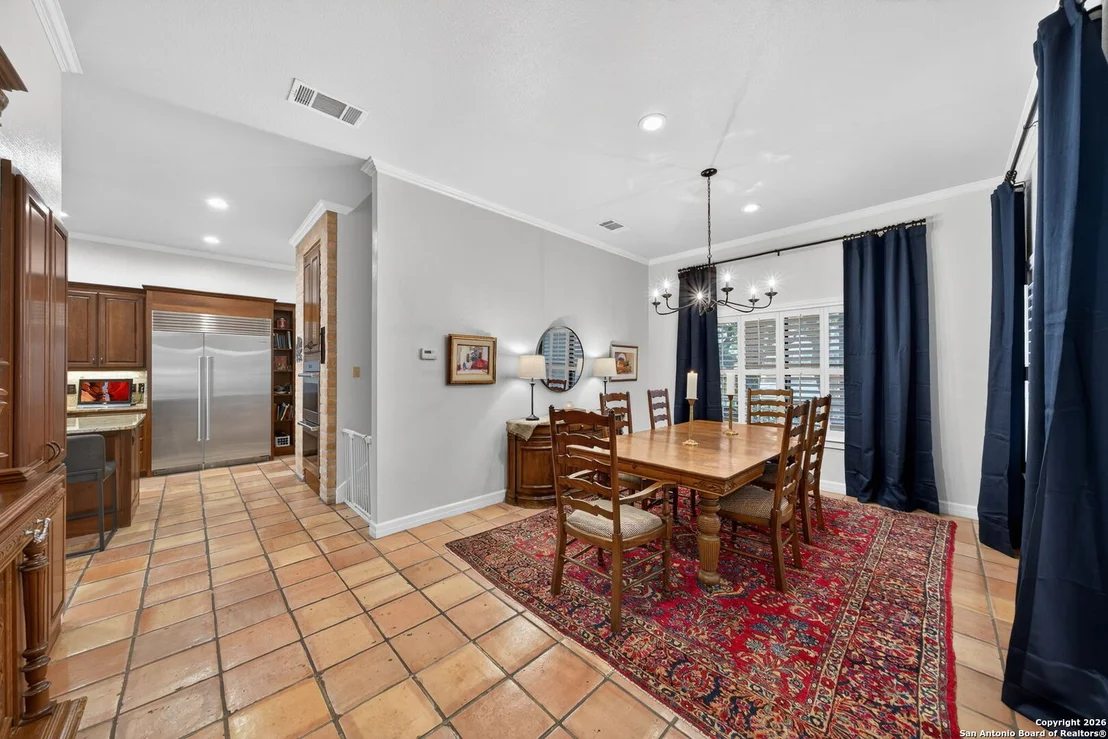 Photo of 1714 continental