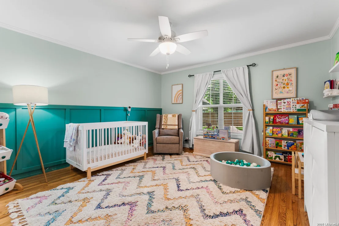 Photo of 318 BREES BLVD