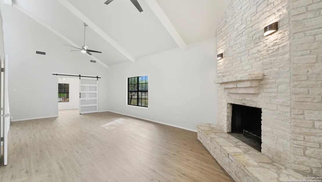 Photo of 1738 Mountjoy