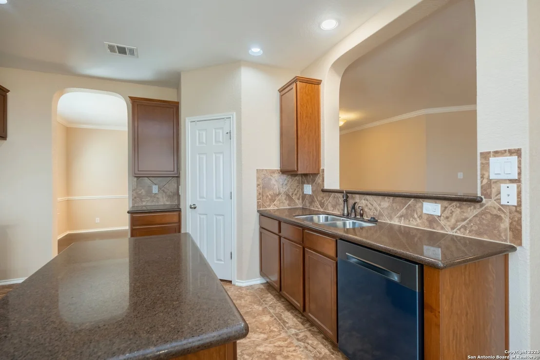 Photo of 11507 Cardinal Sky