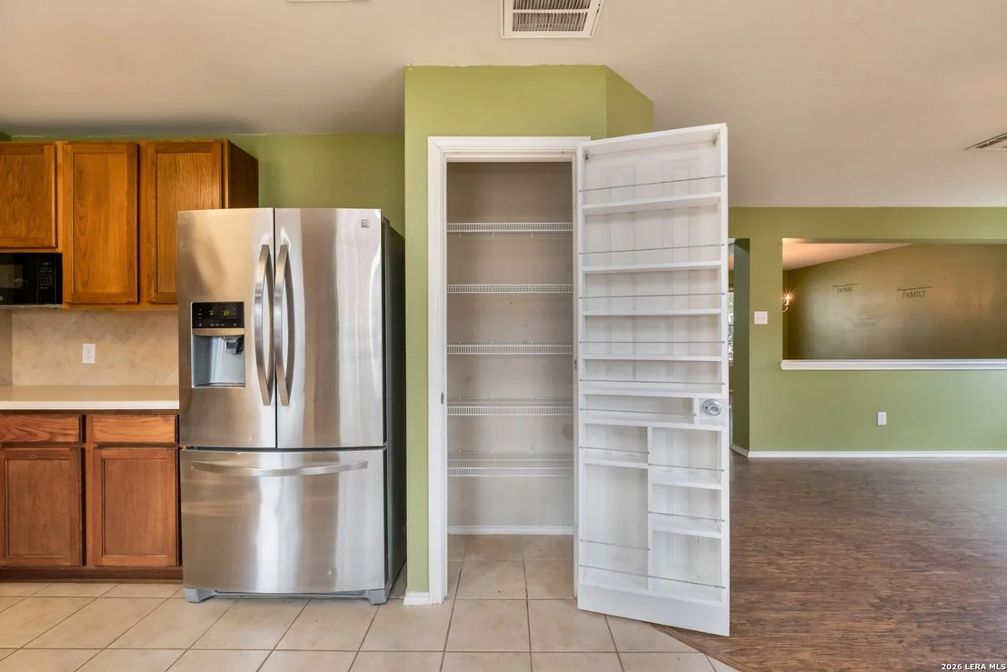 Photo of 3679 Archer Blvd