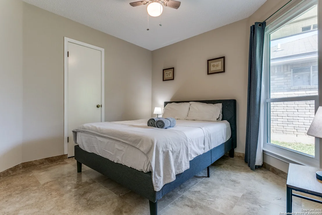 Photo of 8113 FOREST DAWN
