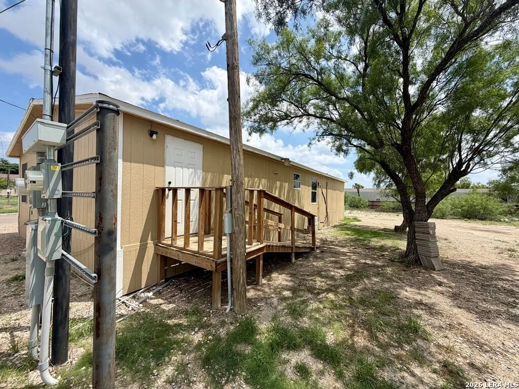 Photo of 3891 Cross Creek Dr