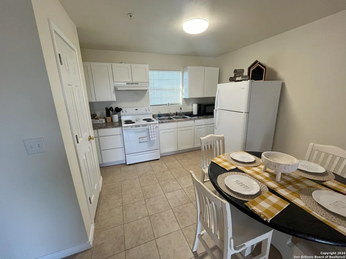Photo of Unit 11 at 391 S Riverside Dr