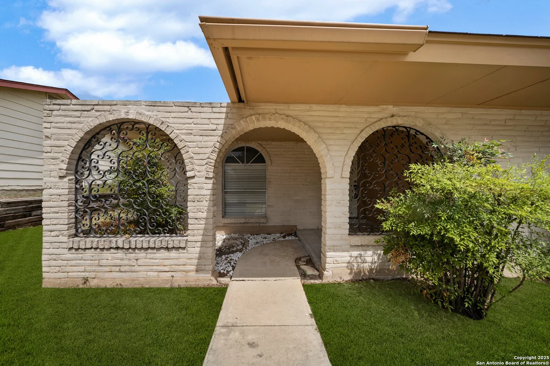 Photo of 3627 mapleton