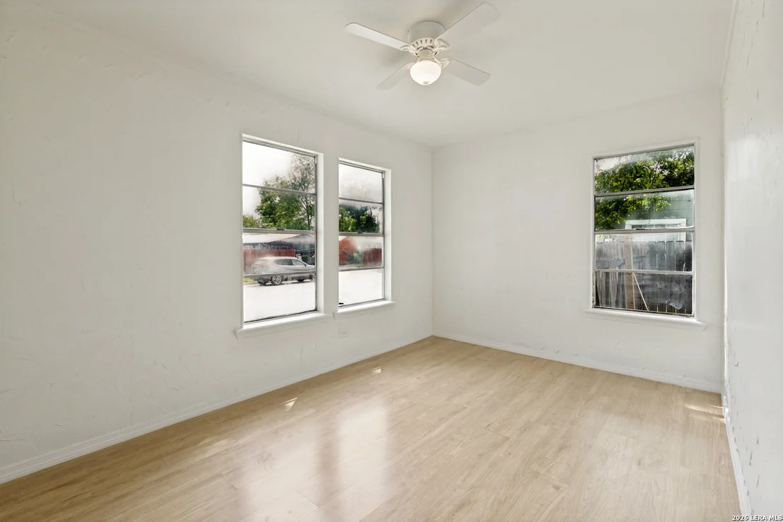 Photo of 491 Wright