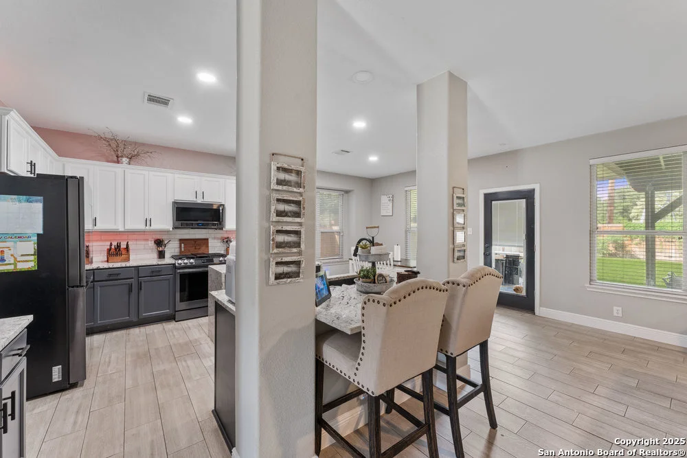 Photo of 2206 Dewey Pt