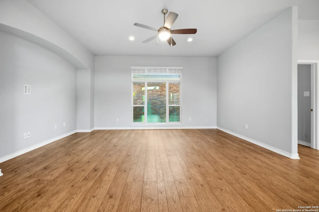 Photo of 9502 Bricewood Tree