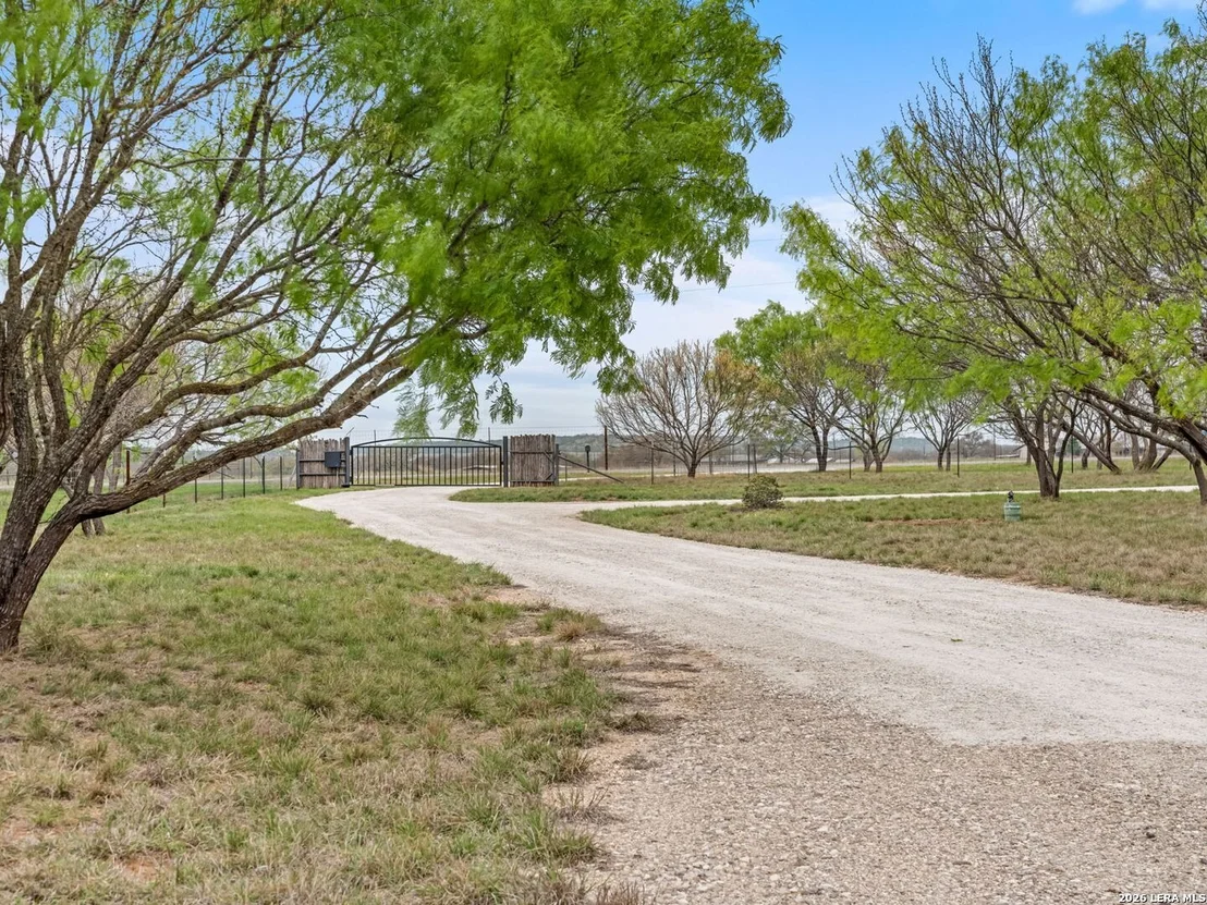 Photo of 1503 FUNF KINDER RD