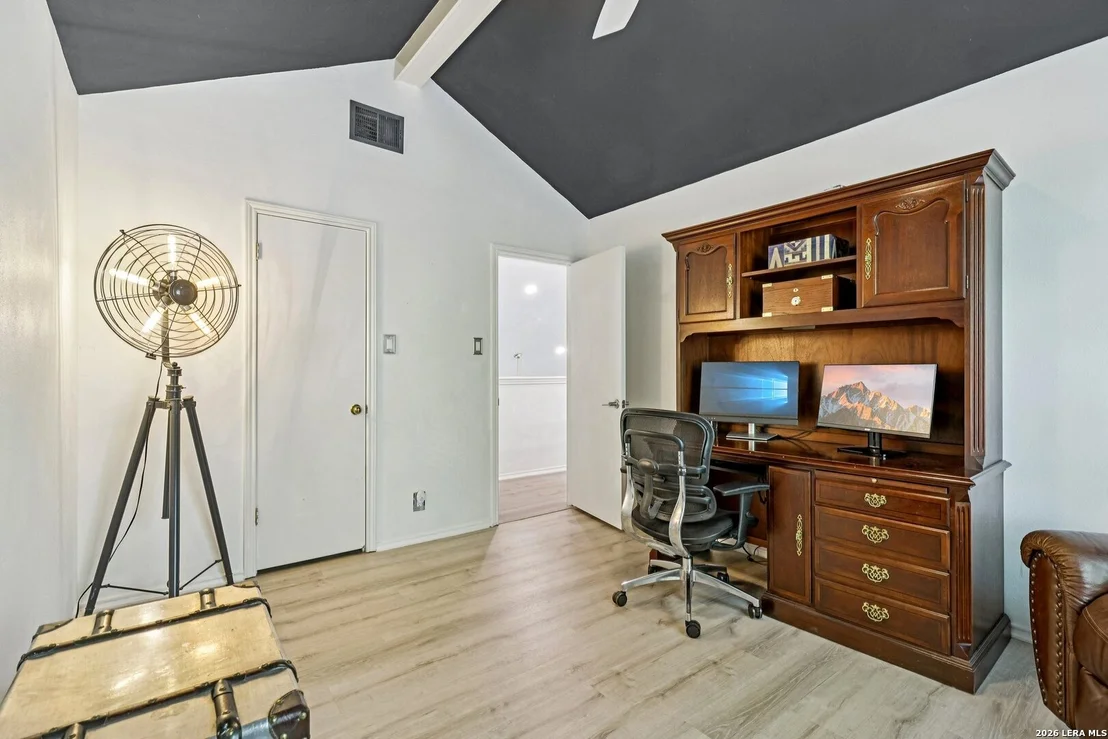 Photo of 15115 Oak Briar