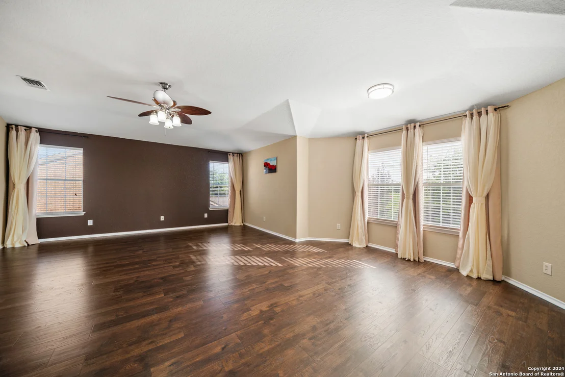 Photo of 321 Town Creek Way