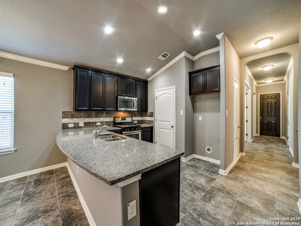 Photo of 7911 Mahala