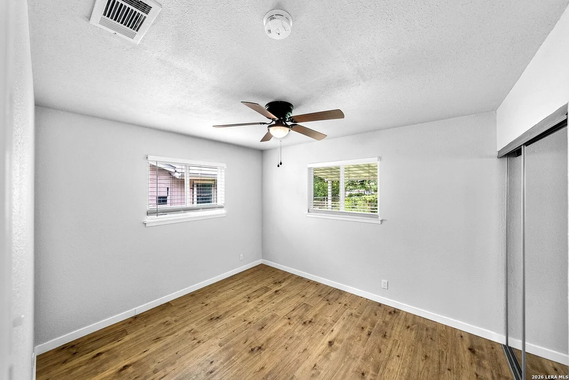 Photo of 3015 Dall Trl