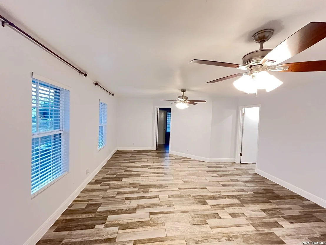 Photo of 12335 Shepherd