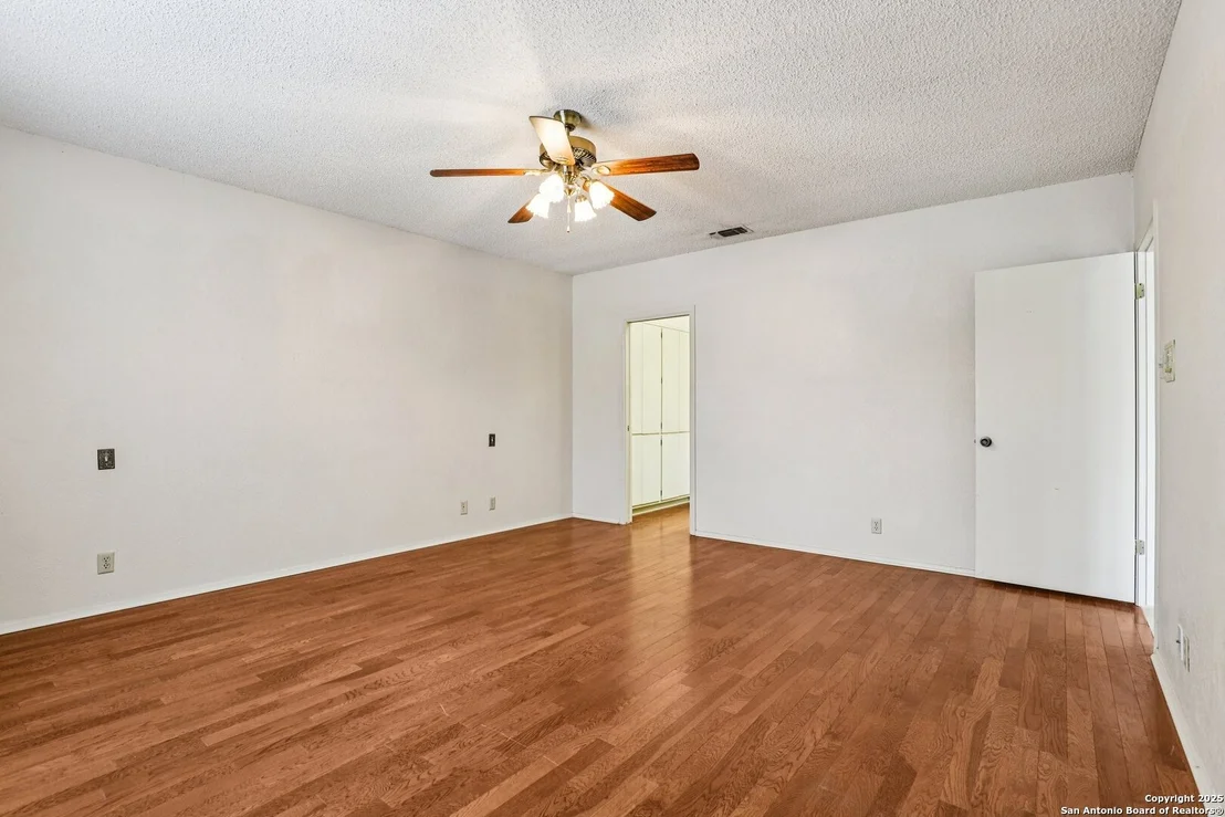 Photo of 5817 Winding Ridge