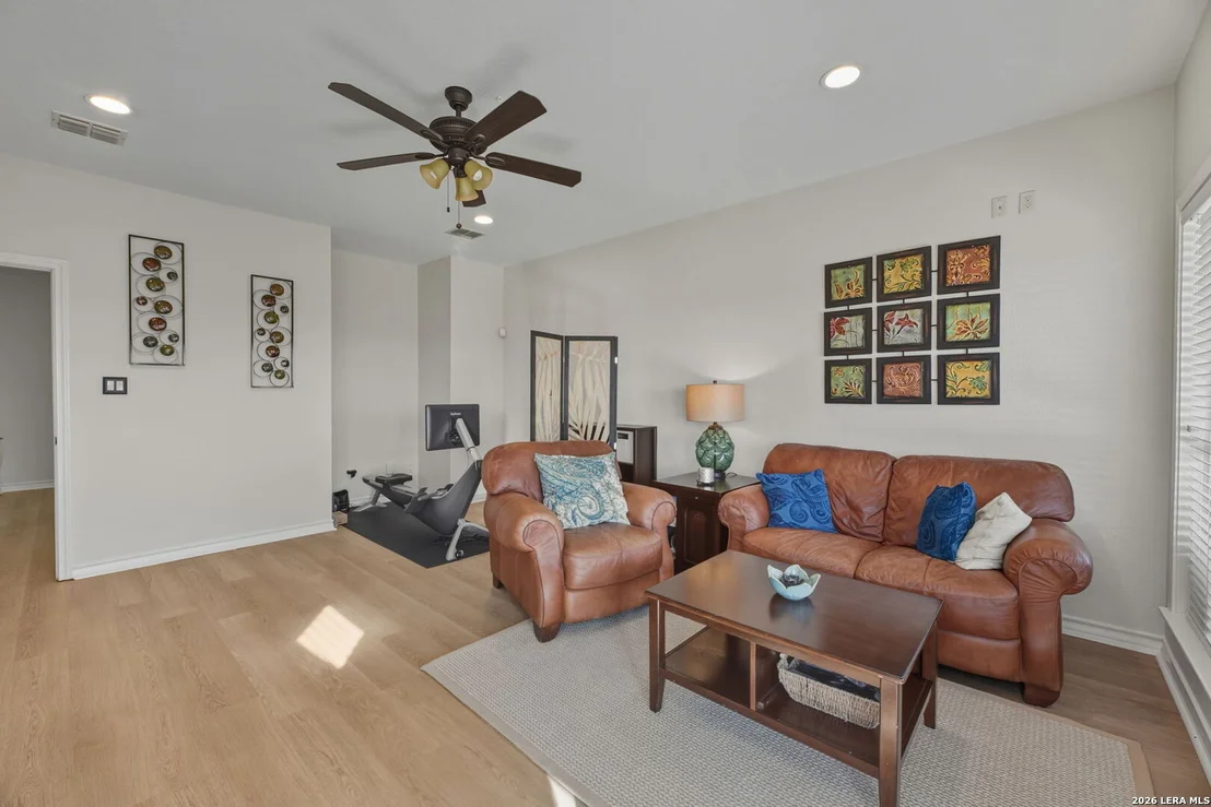 Photo of 103 HIGH SIERRA DR