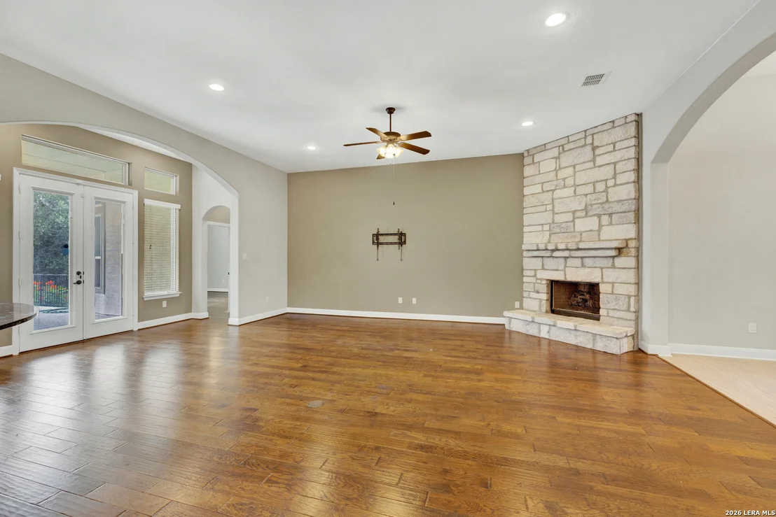 Photo of 8310 Garden Arbor