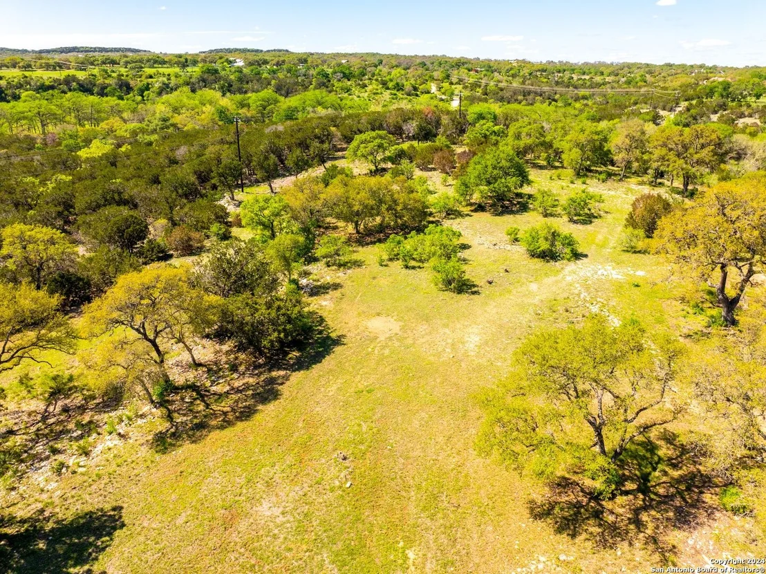 Photo of 98 SABINAS RIDGE RD