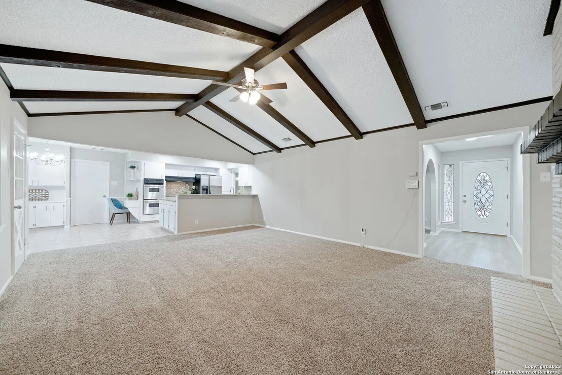 Photo of 518 SUNHAVEN DR
