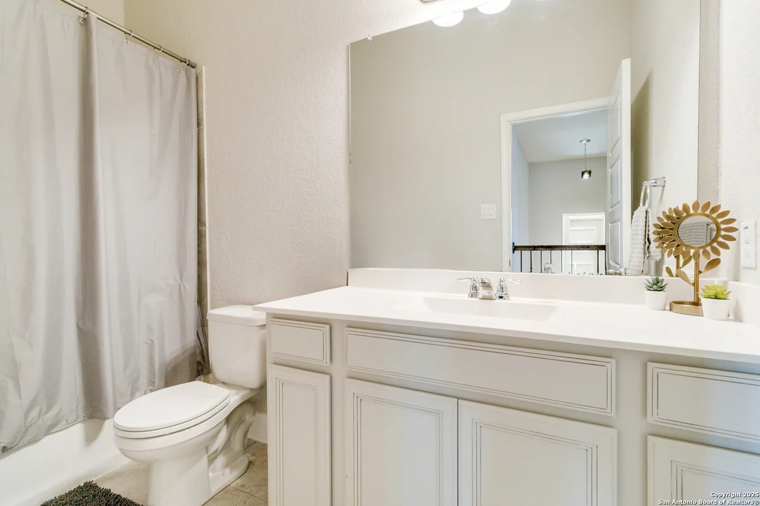 Photo of 2210 Castello