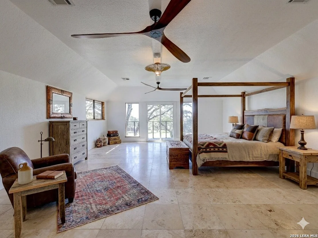 Photo of 29540 Red Bud Hill