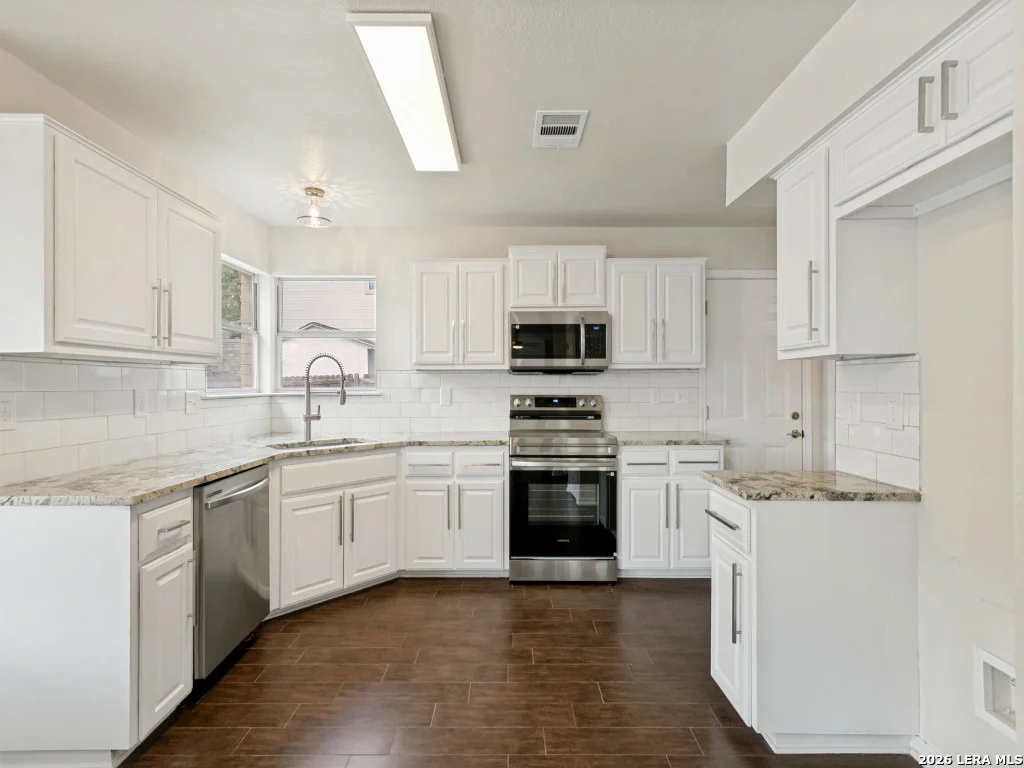 Photo of 7110 Misty Ridge Dr