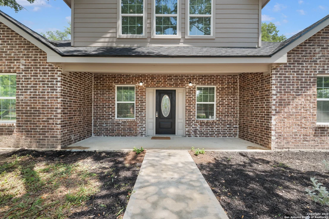 Photo of 210 GLENTOWER DR