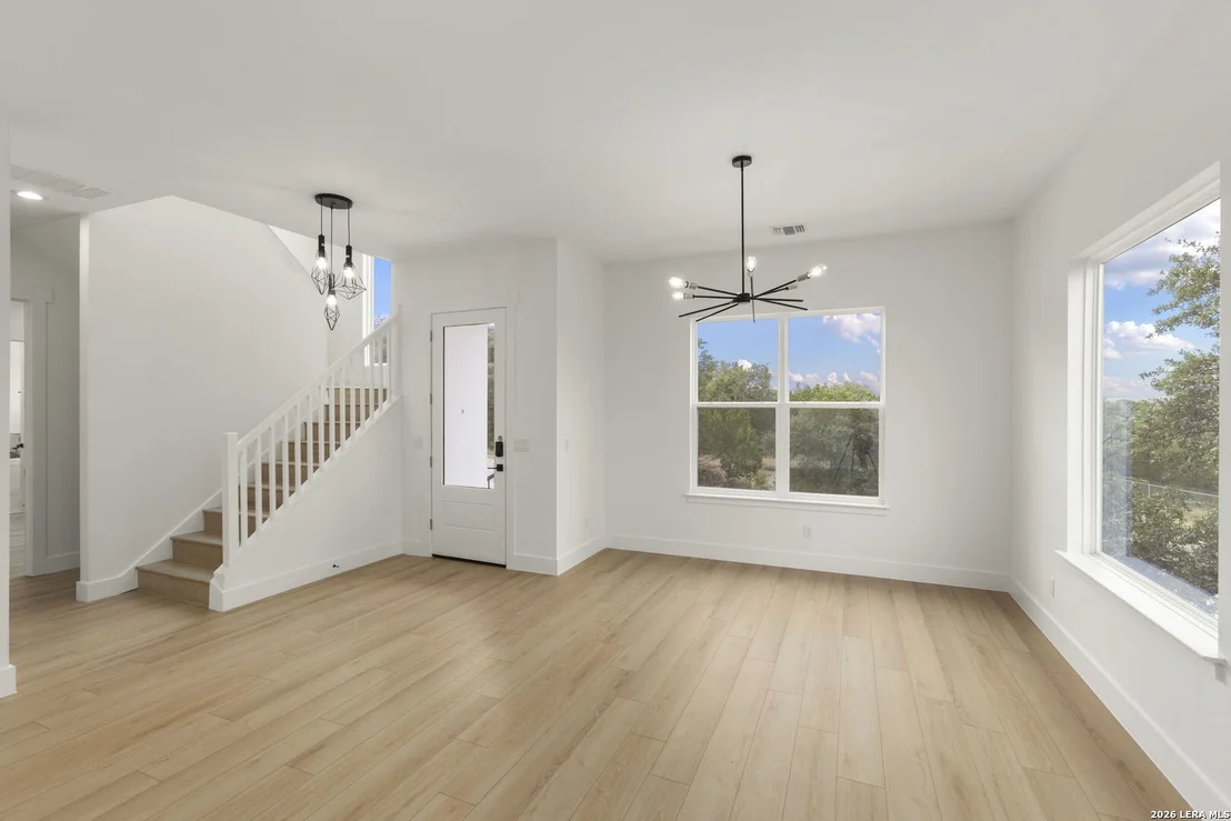 Photo of 102 Magnolia Cir