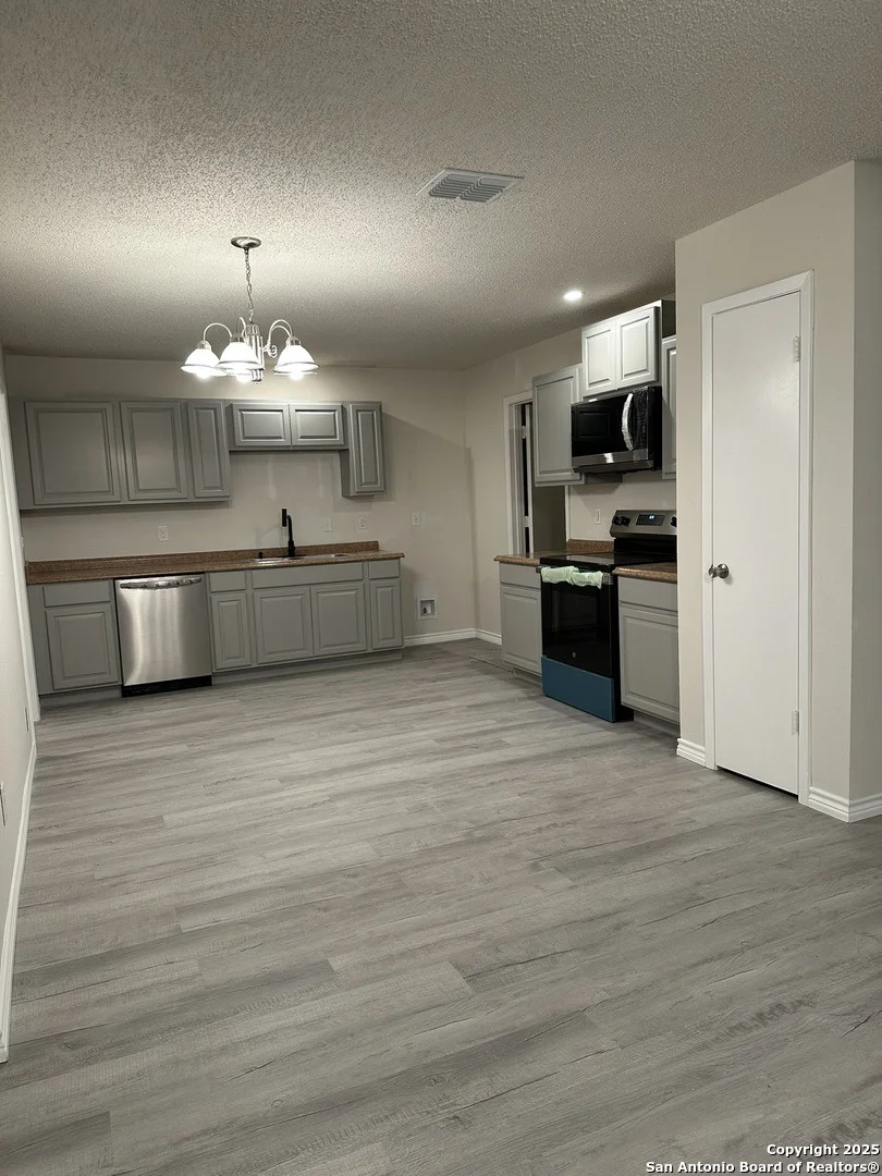 Photo of 2926 Moss Plain