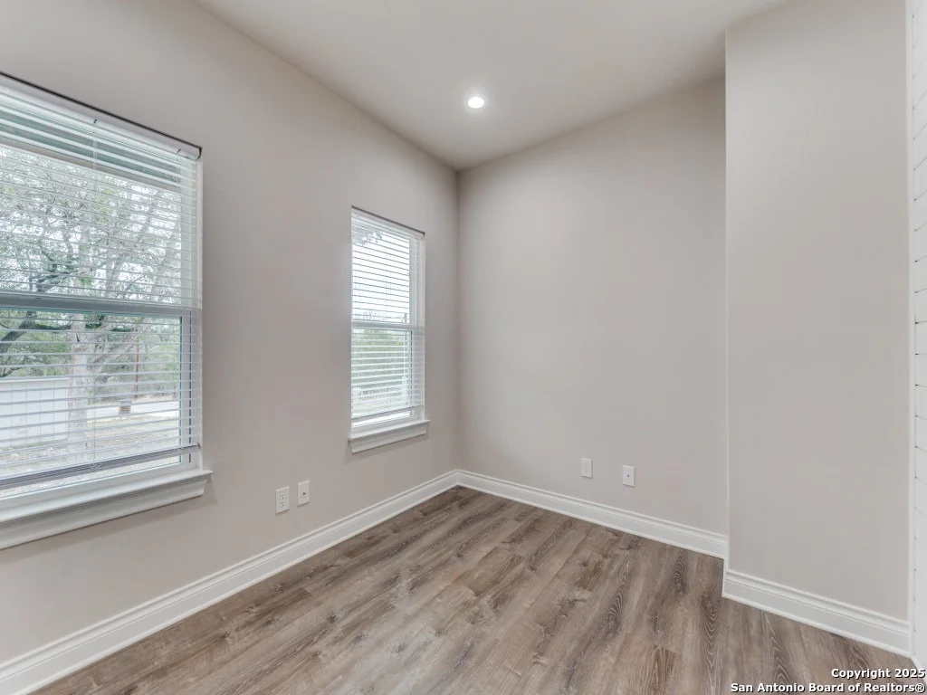 Photo of 122 River View