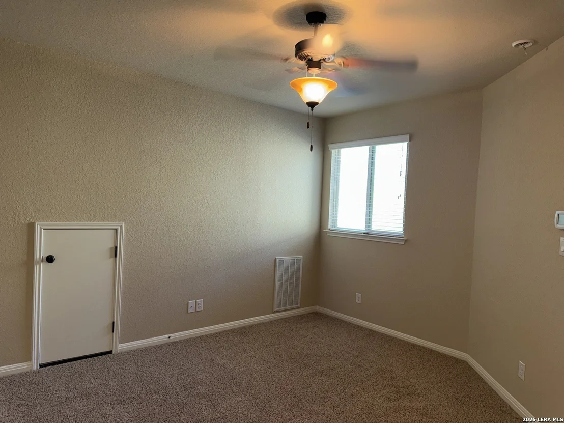 Photo of 9827 Catell
