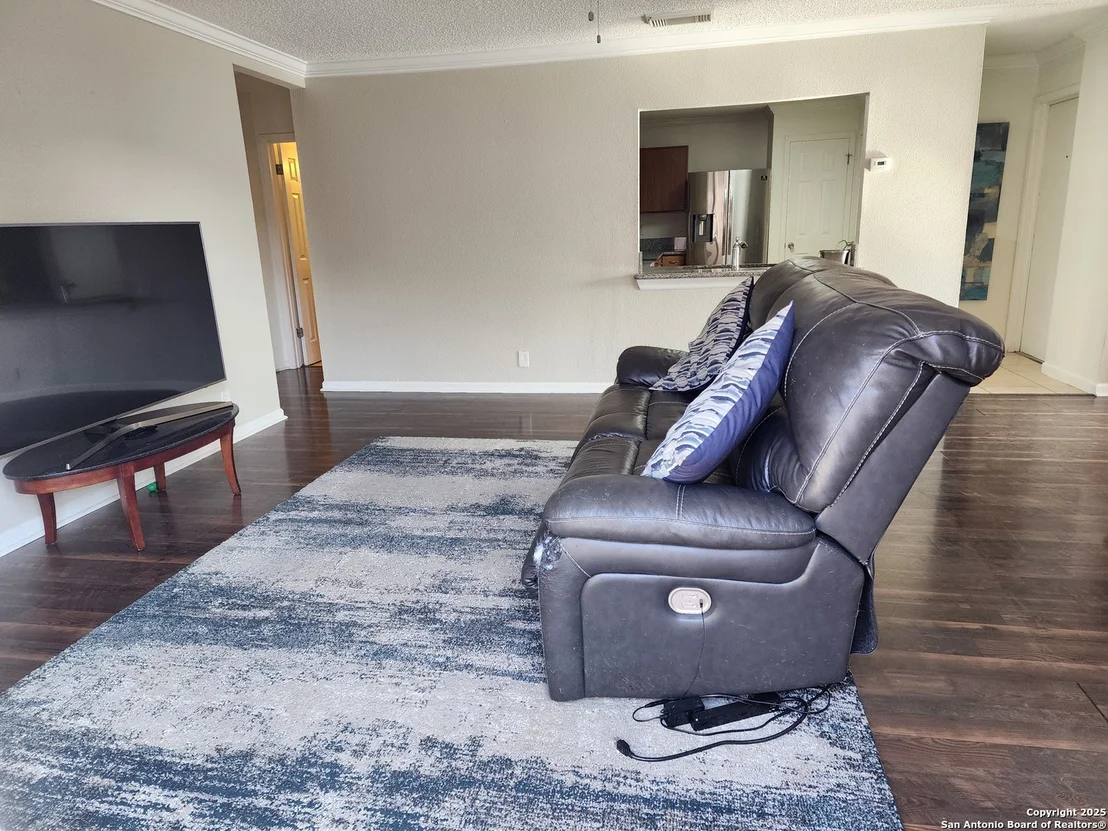 Photo of 6811 Cypress mist