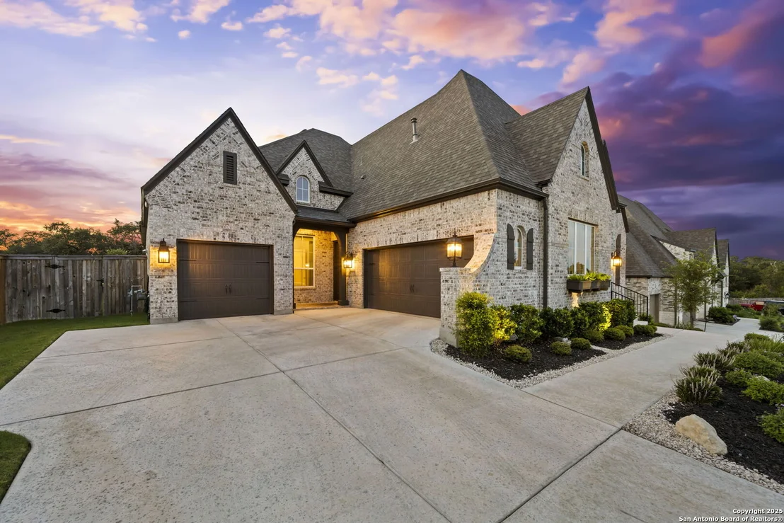 Photo of 8615 Shady Gate