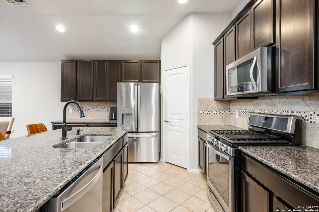 Photo of 7415 Valle Mission
