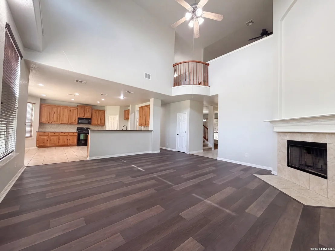 Photo of 357 FRANK BAUM DR