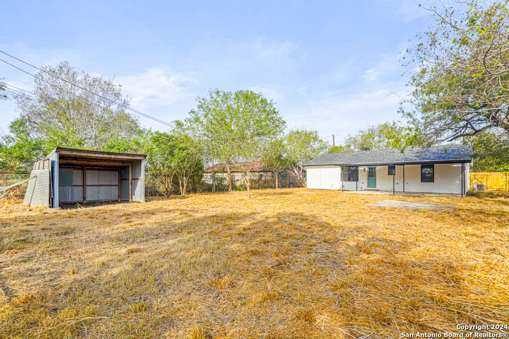 Photo of 1104 WALNUT