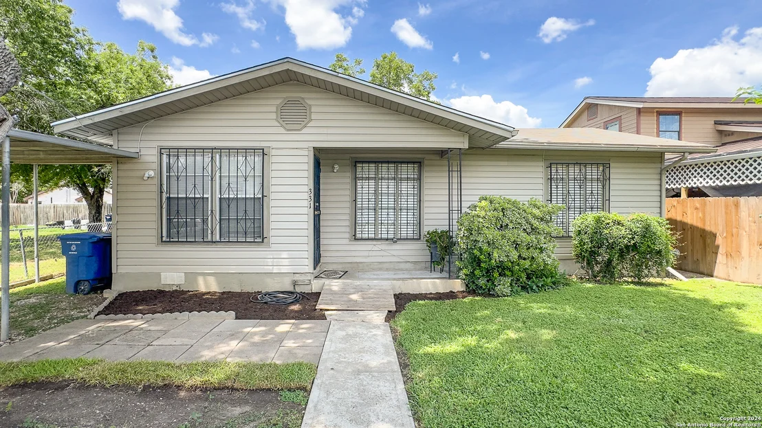 Photo of 331 Aaron Pl