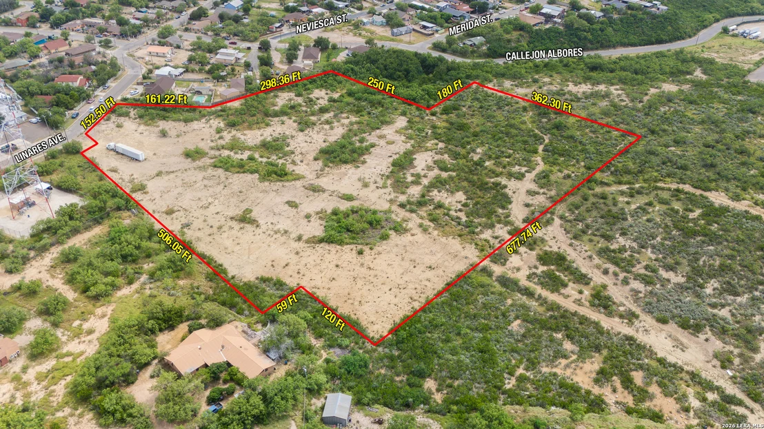 Photo of 617 Avenida Linares