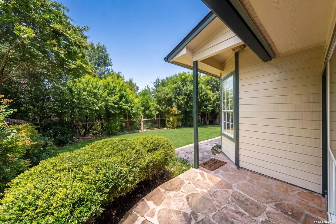 Photo of 9347 Llano Verde