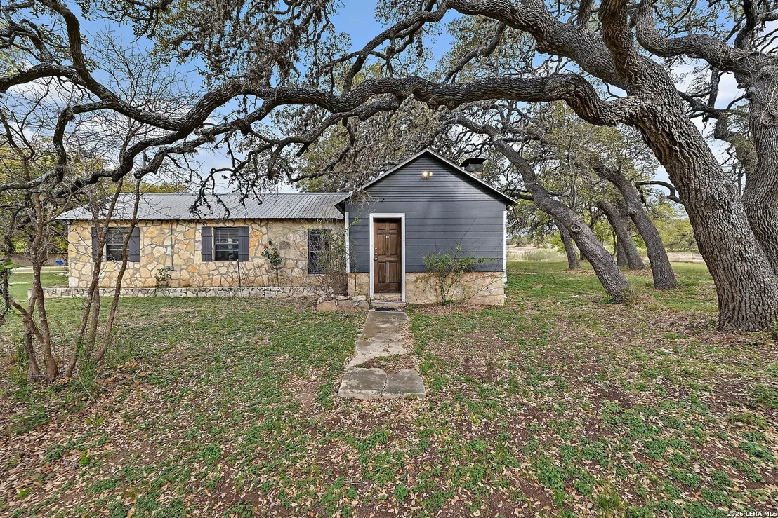 Photo of 3513 N Us Highway 281