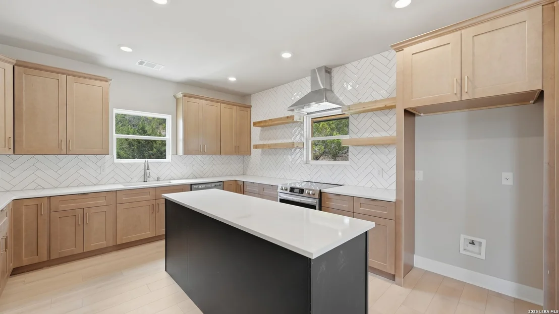 Photo of 1361 PRIMROSE PATH