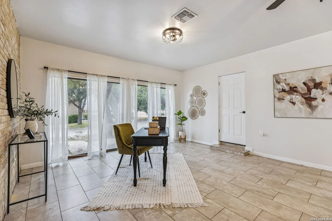Photo of 17123 Turkey Point