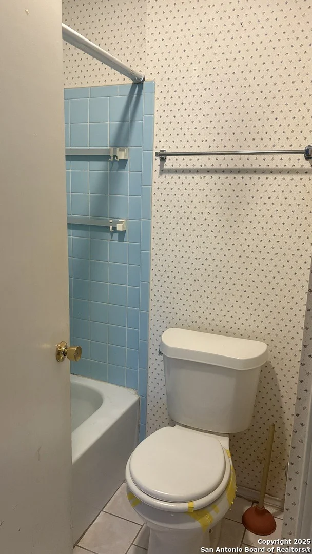 Photo of 5406 Clover Dr.
