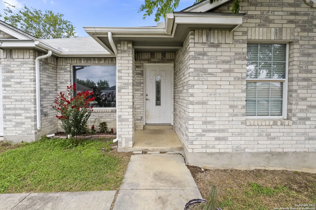 Photo of 5927 Tree View