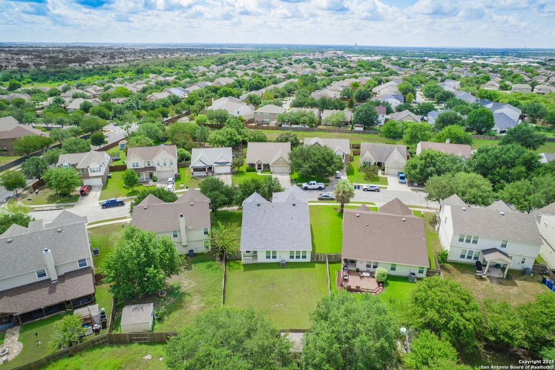 Photo of 234 Turnberry Dr