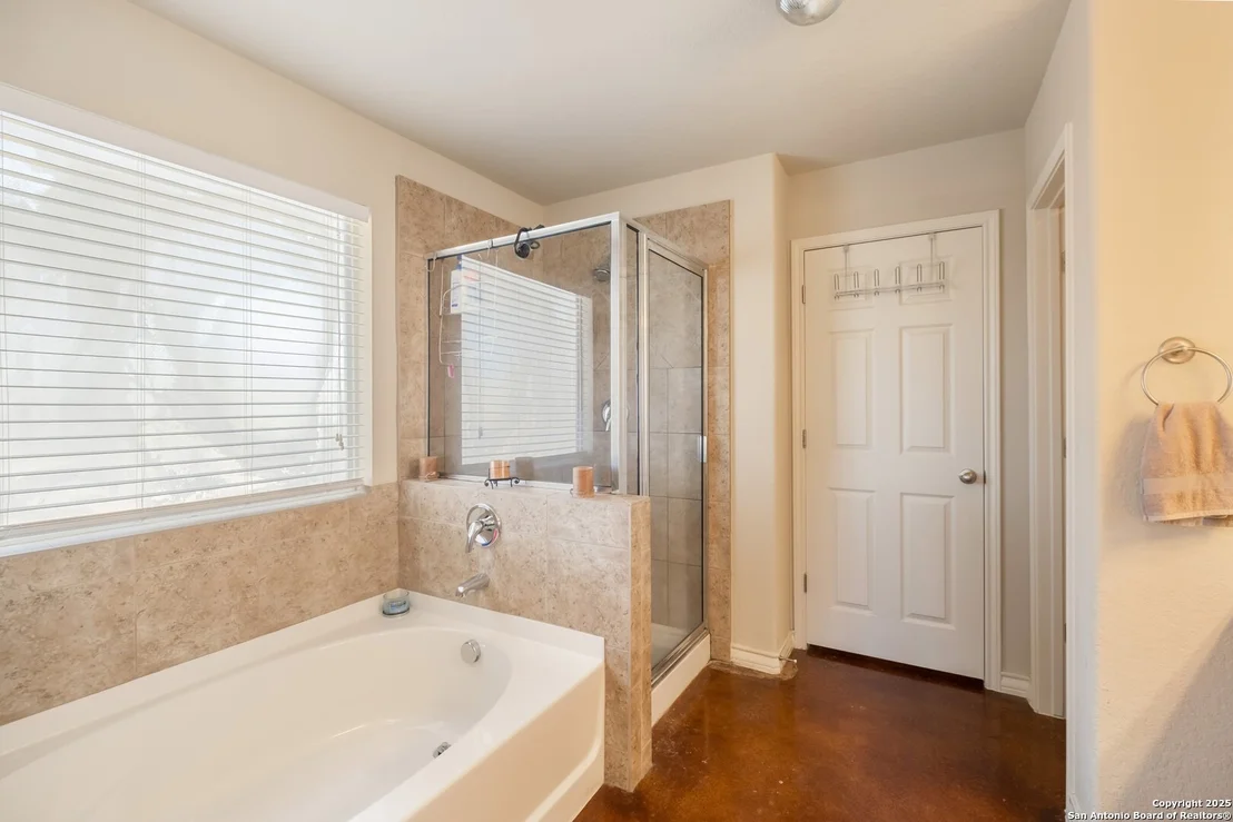 Photo of 22211 Savannah Heights