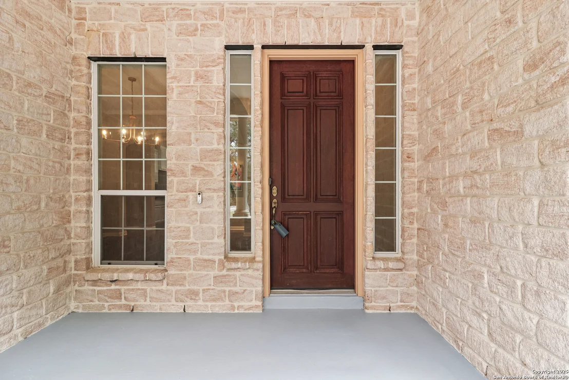 Photo of 605 COUNTY ROAD 2763